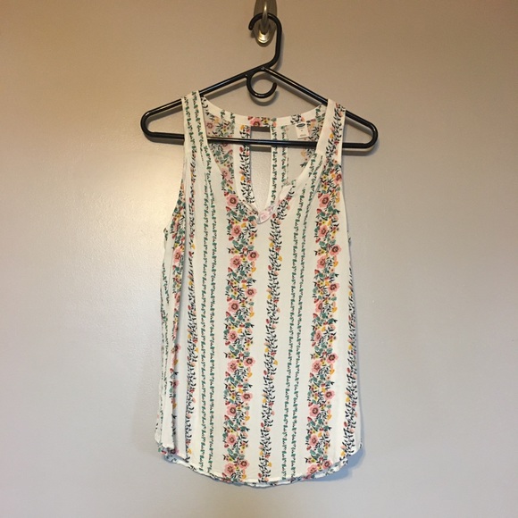 Old Navy sleeveless top - Picture 1 of 2